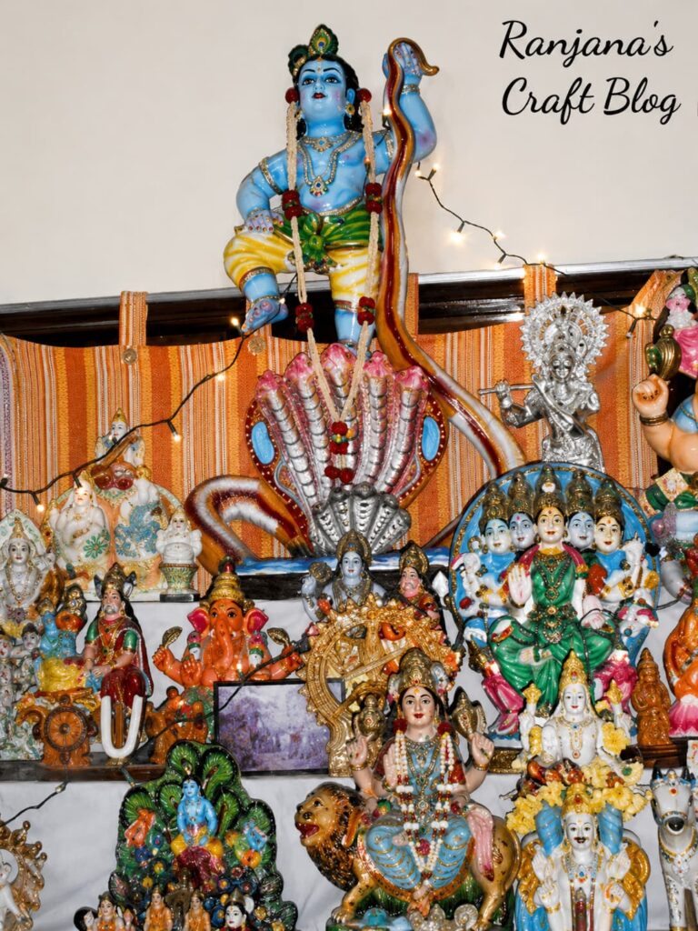 Dasara dolls