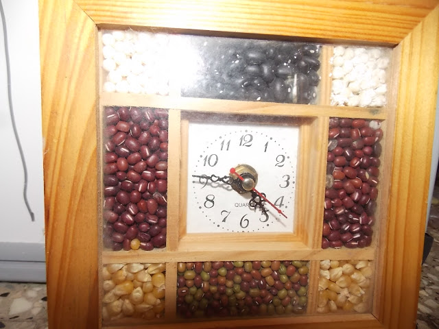 Wooden clock 