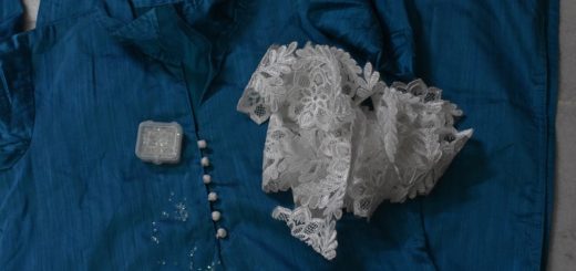 Dress design with lace