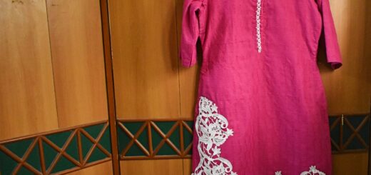 Tatting lace on Kurti