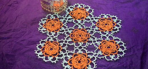 Tatting with zari threads